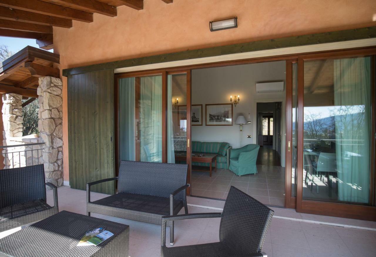 Apartments Golf Bogliaco Toscolano Maderno Værelse billede